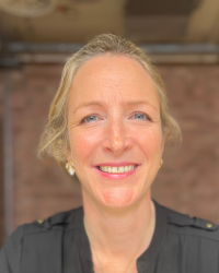 Libby Thomas staff photo