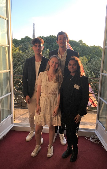 Dushinee at France Reunion