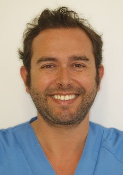 Antonio  Li&ntilde;ares