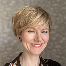 Dr Cassie Lewis portrait