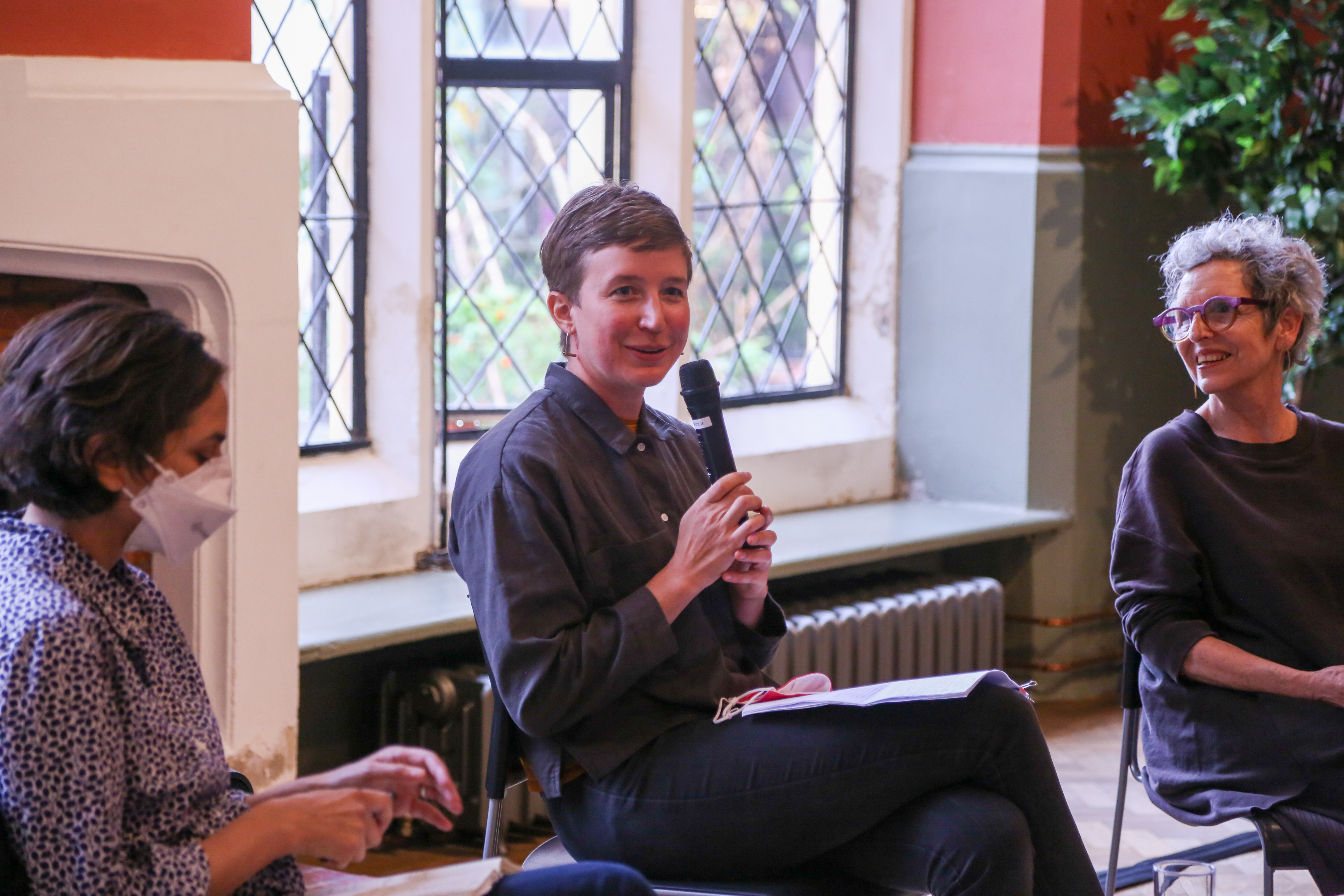 Conversation Elsa Noterman with the speakers