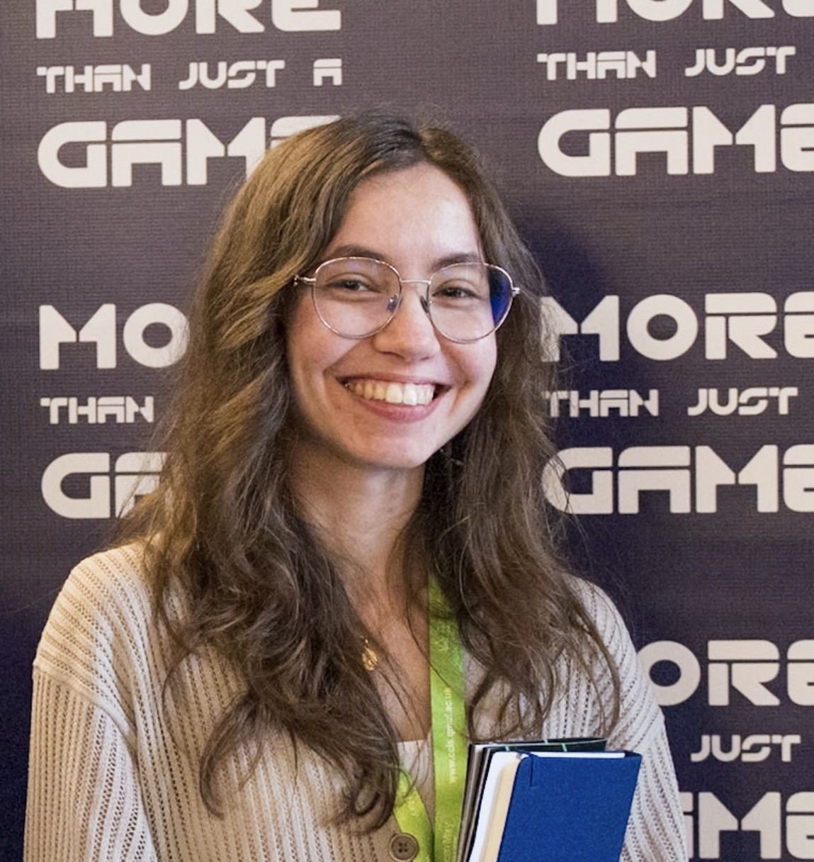 Headshot of Heloise Lauret