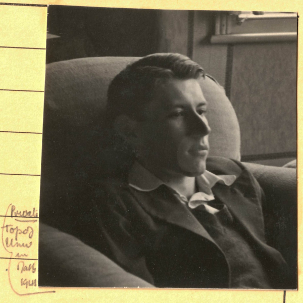 Photograph of Clifford Edward Vincent, black and white in profile, from his student card also showing annotation 