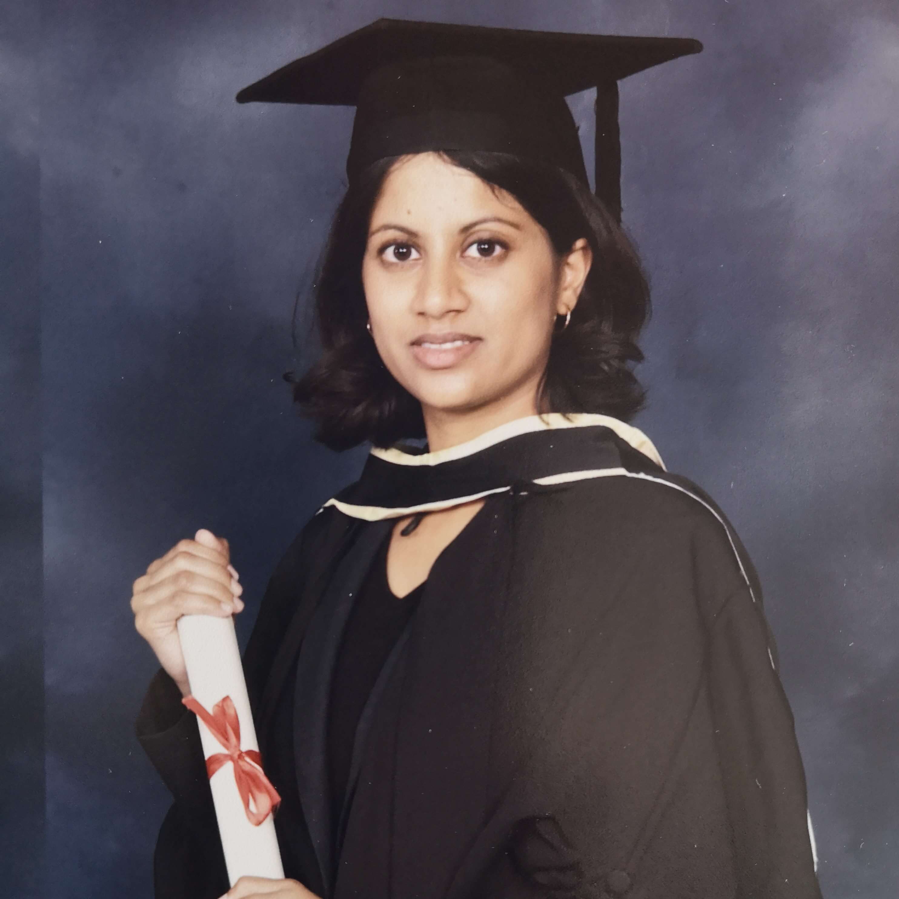 Nayomi graduation picture