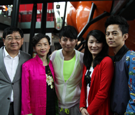 Xu Xiaoping, Mei Long, Li Weijia, Li Na and Jiong He at Centre of the Cell  © Yuanchao Xue 