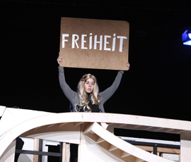 Rimini Protokoll, Herrmann's Battle (2011). Photo: MuTphoto/Barbara Braun