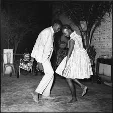 Malick Sidibé, Nuit de Noël https://www.guggenheim.org/artwork/10485