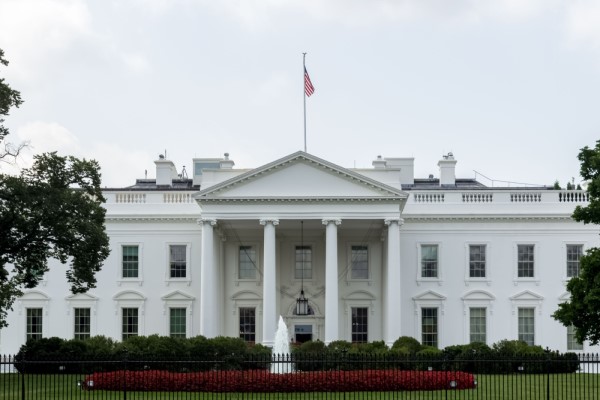 Inaugural lecture with Professor Lasse Thomassen: "I sure miss George W. Bush:" Deconstruction, Post-Truth and Trump