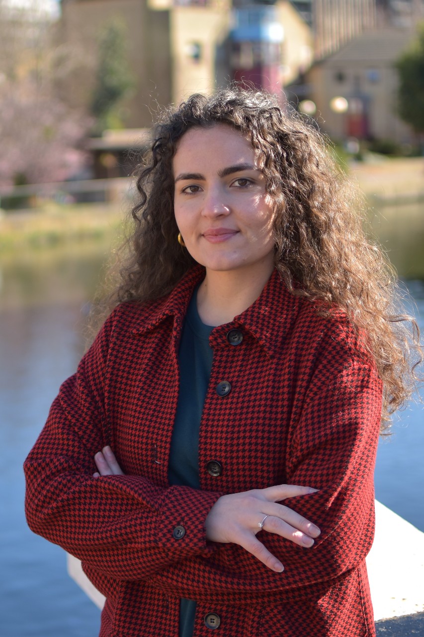 A photo of Dr Elena De Vita, Lecturer in Synthetic Biology & Biotechnology at SBBS