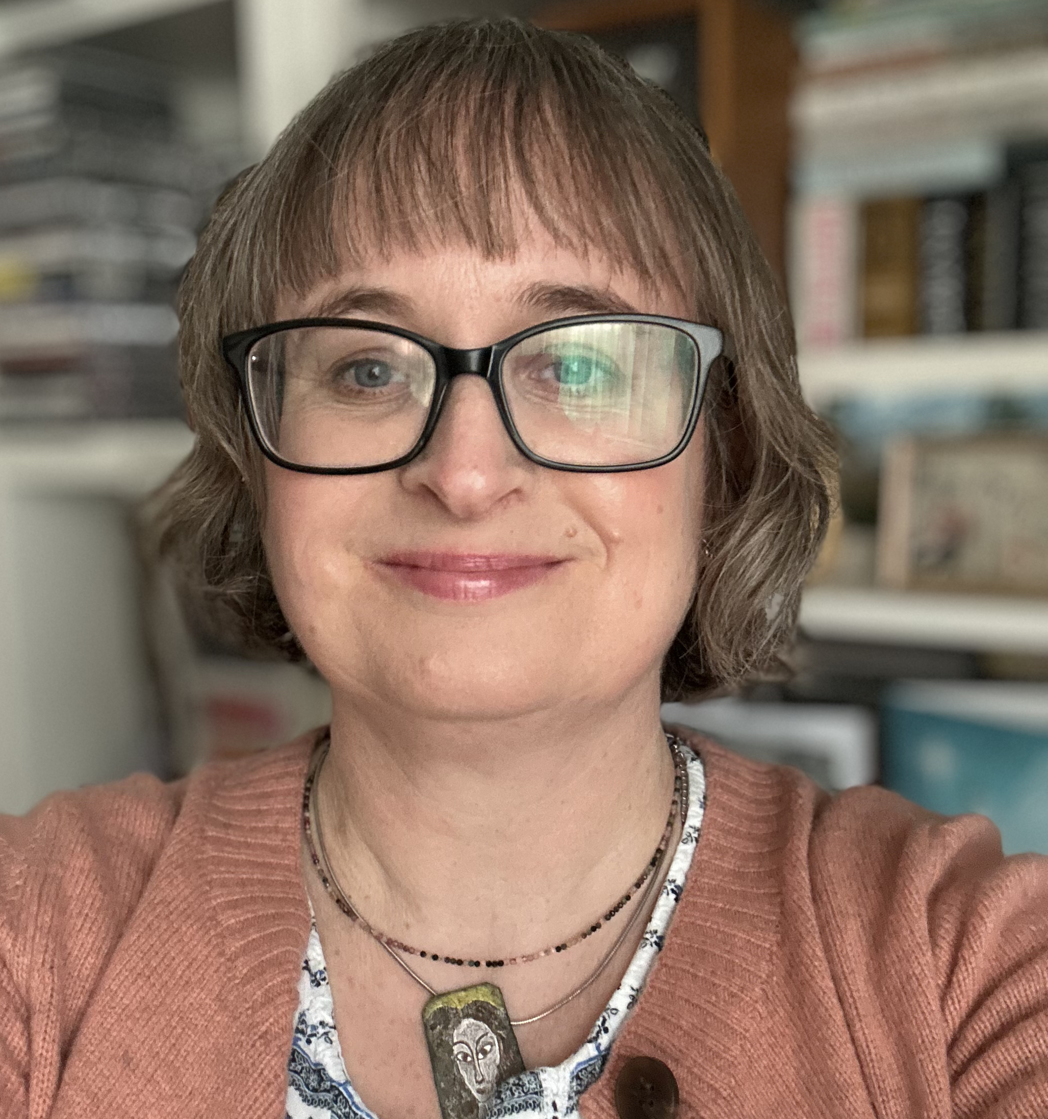 Anna Williams, Digital Learning Advisor - portrait photo looking directly at the camera