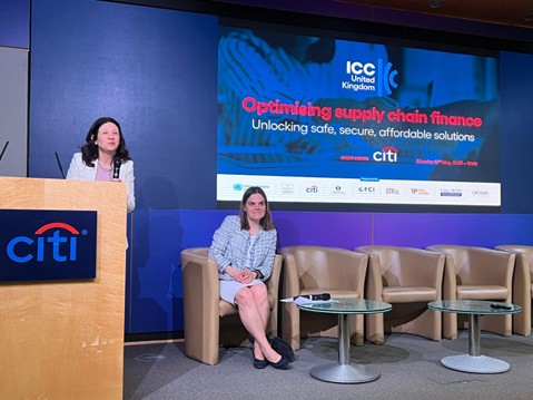 Rosa Lastra and Anna Veneziano, Co-Directors of the QM-UNIDROIT Institute on stage at the conference.