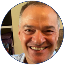 Photo of Professor Kenneth Linton